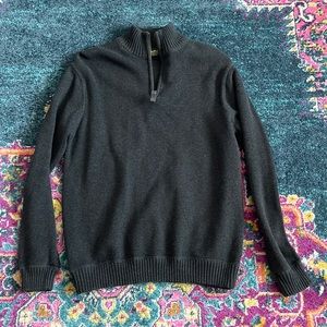 Men’s Eddie Bauer half zip size medium.